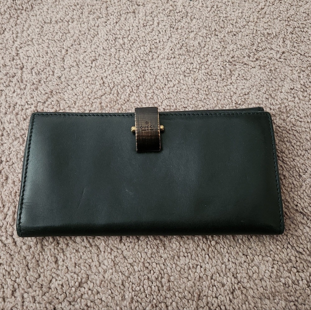 AUTHENTIC Gucci Long Black Leather Wallet